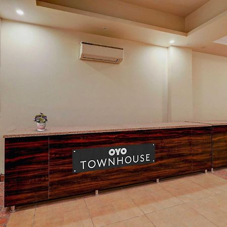 Hotel Townhouse Golden King Neu-Delhi Exterior foto