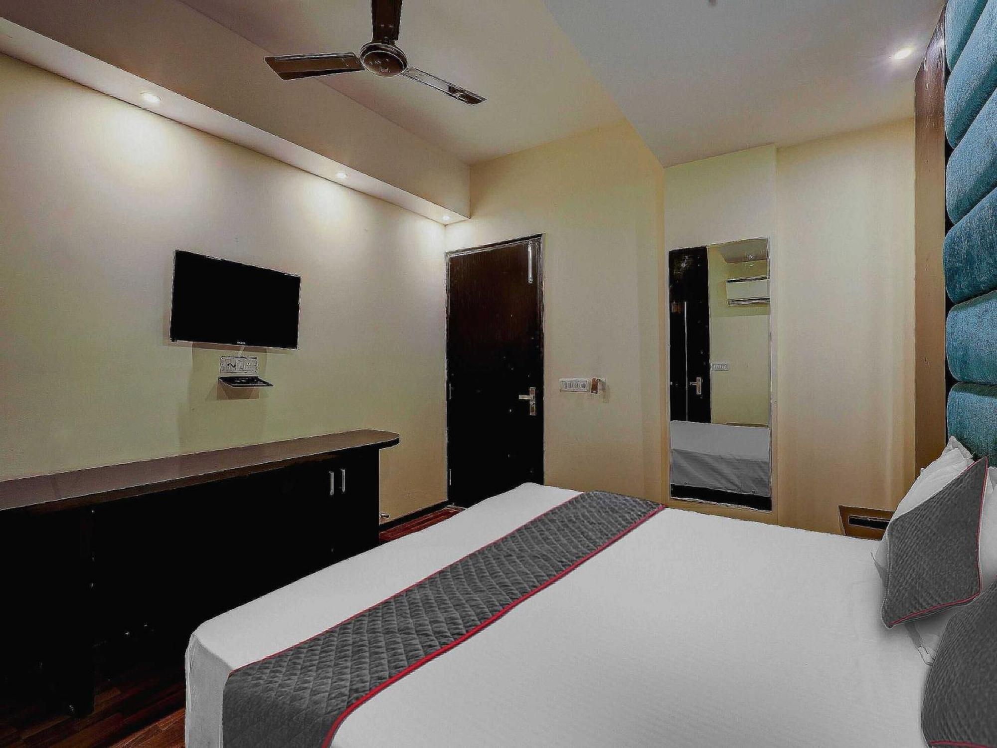 Hotel Townhouse Golden King Neu-Delhi Exterior foto
